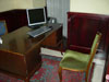 Рабочее место с выходом в интернет в холле отеля Astoria 4**** в Будапеште