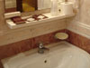 Ванная комната двухместного номера в отеле Siviglia*** в Риме