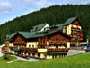 Отель Ski & Wellness Residence Druzba**** на курорте Ясна в Низких Татрах в летнее время