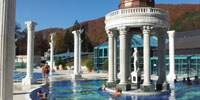 Новый открытый термальный бассейн «Водного мира» на термальном курорте Афродита Раецке Теплице